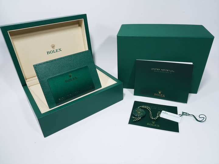 ロレックス GMTマスターII Ref.126710BLNR ステンレススチール ブラック文字盤 ジュビリーブレスレット 未使用 nucrs57k