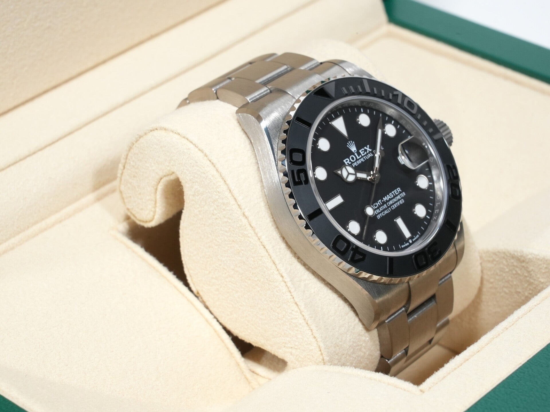 ロレックス ヨットマスター42 Ref.226627 RLXチタン ブラック文字盤 美品 7yhtx6ez