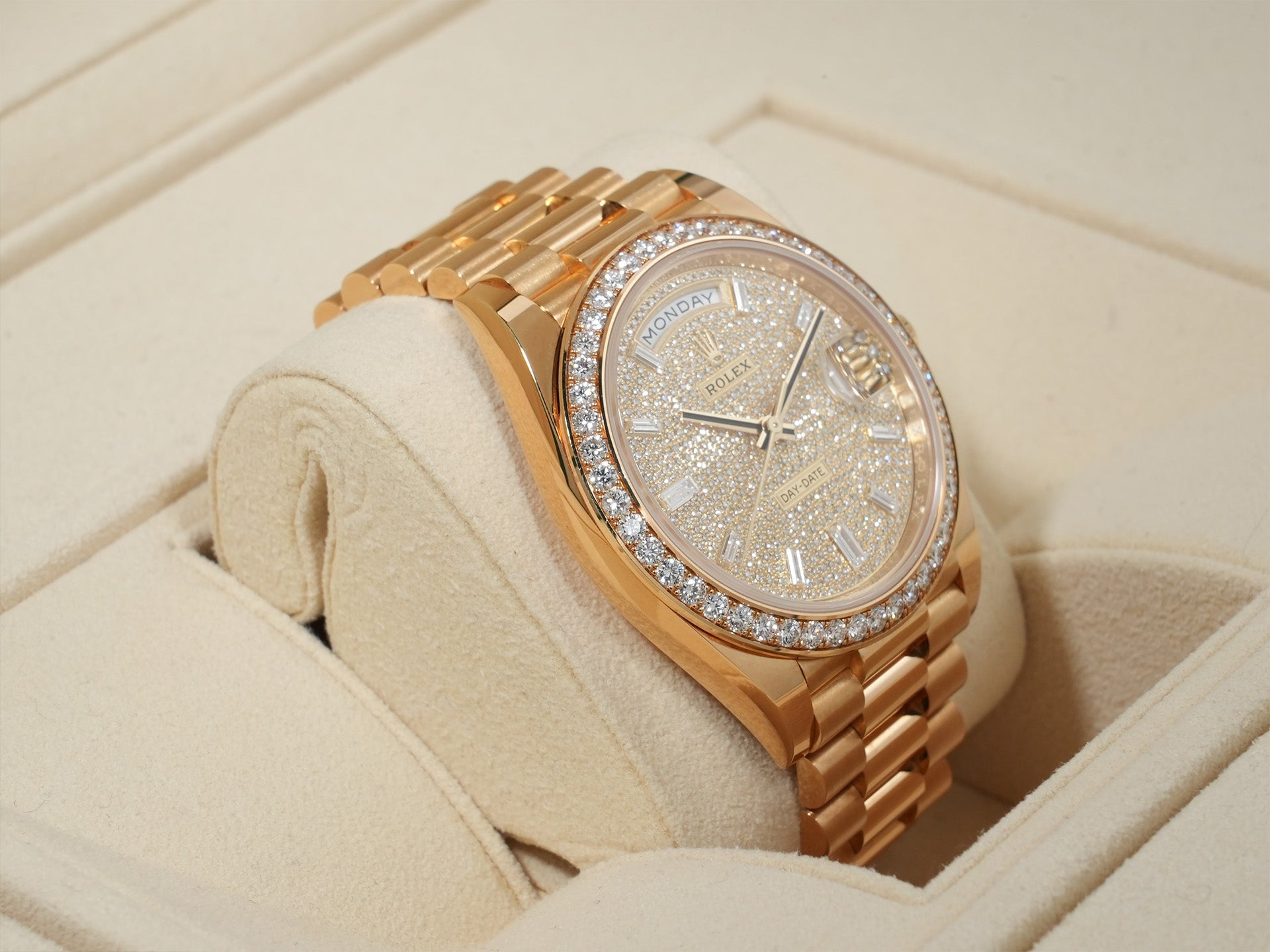 ロレックス デイデイト40 Ref.228348RBR イエローゴールド パヴェダイヤモンドx10Pダイヤ文字盤 中古 7rtzvvzp