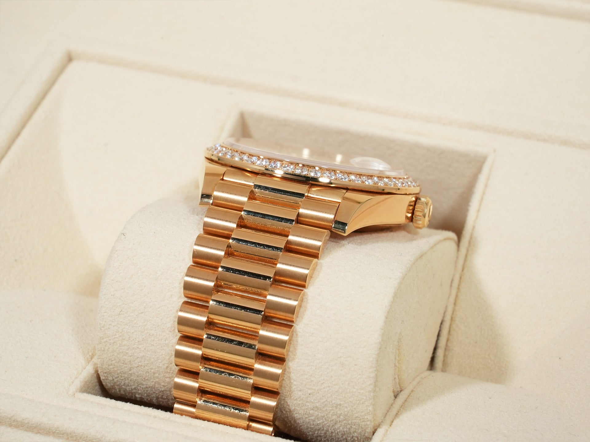 ロレックス デイデイト40 Ref.228348RBR イエローゴールド パヴェダイヤモンドx10Pダイヤ文字盤 中古 7rtzvvzp