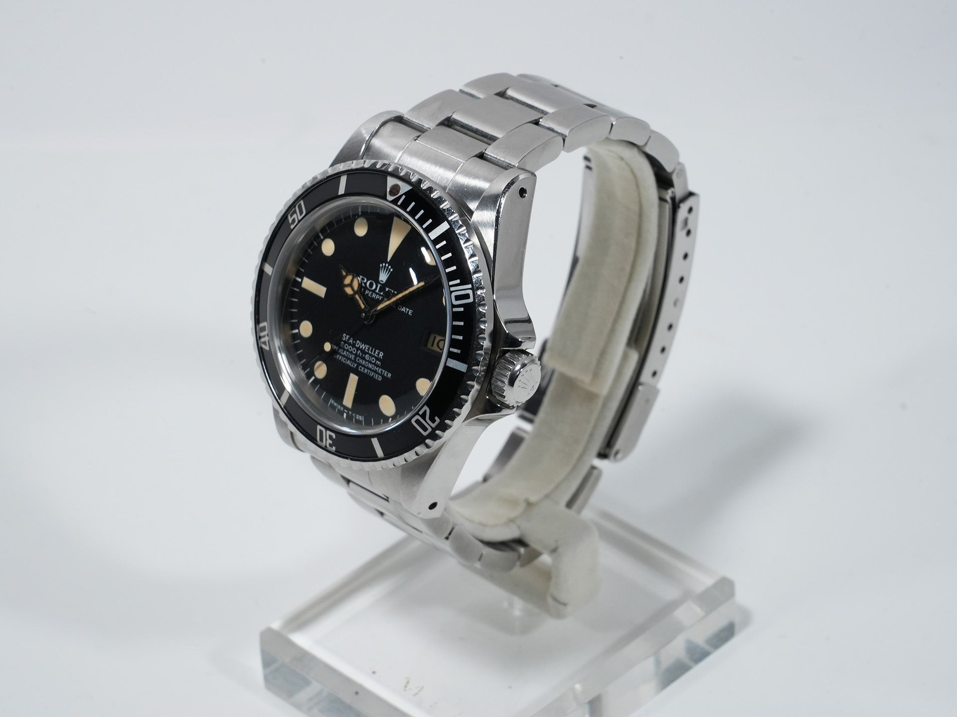 Rolex Sea-Dweller Ref. 1665 Stainless Steel Black Dial Pre-owned 2xwxdosm