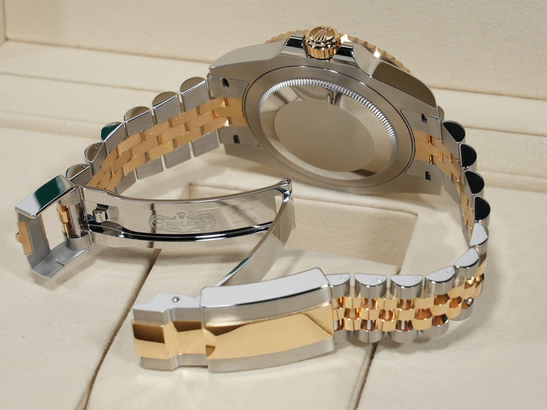 ロレックス GMTマスターII Ref.126713GRNR ステンレススチール/イエローゴールド ブラック文字盤 ジュビリーブレスレット 未使用 bpybo855