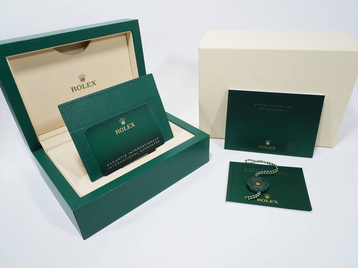 ロレックス GMTマスターII Ref.126710GRNR ステンレススチール ブラック文字盤 オイスターブレスレット 美品 qgtbj24n