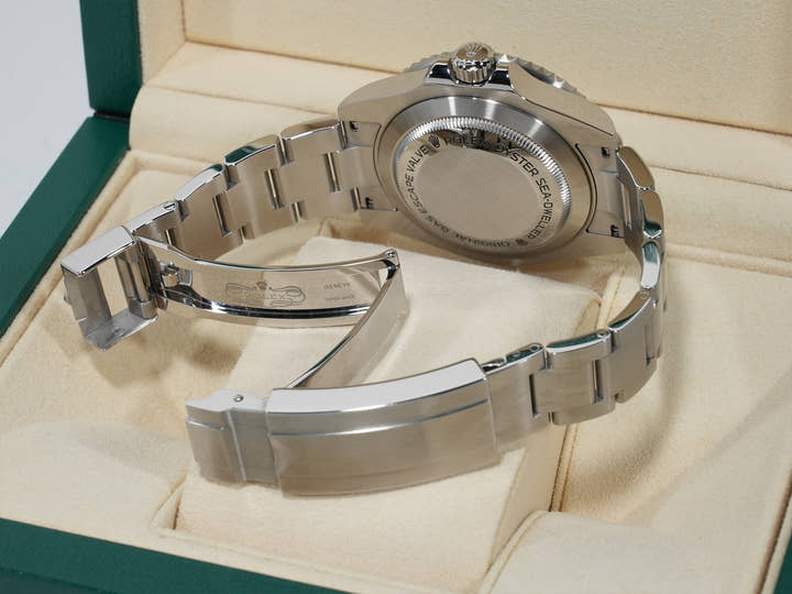 Rolex Sea-Dweller 4000 Ref. 116600 Stainless Steel Black Dial Excellent Condition 6wq4ttcz