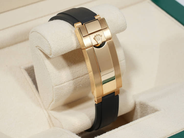 ロレックス デイトナ Ref.126518LN イエローゴールド ホワイト文字盤 中古 c6m7wjso