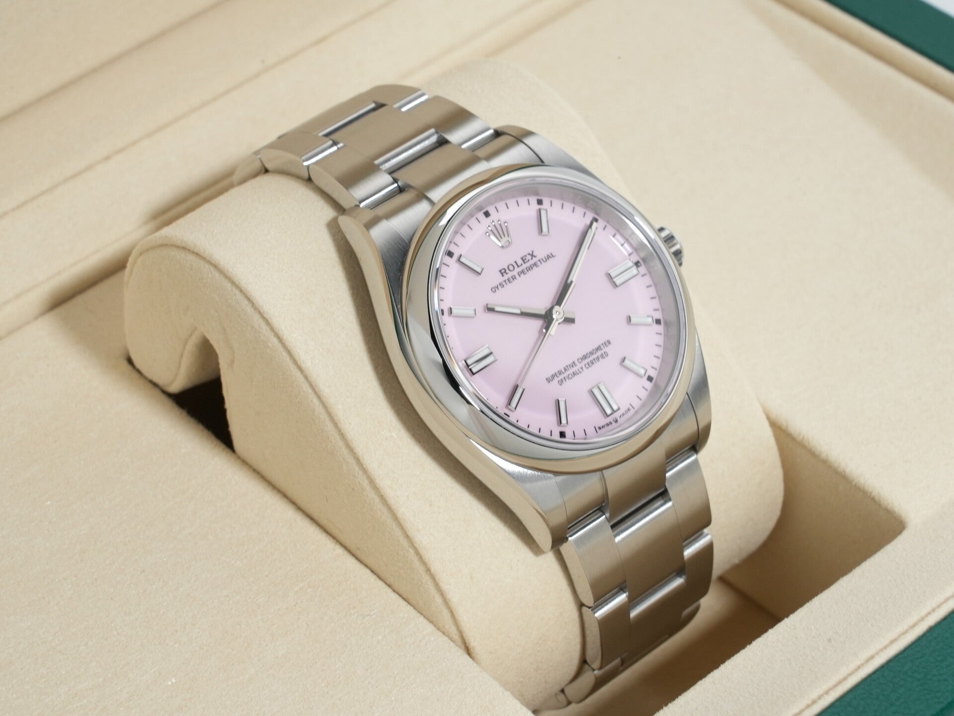 Rolex Oyster Perpetual 36 Ref. 126000 Stainless Steel Candy Pink Dial Unused 4jfi8a5g