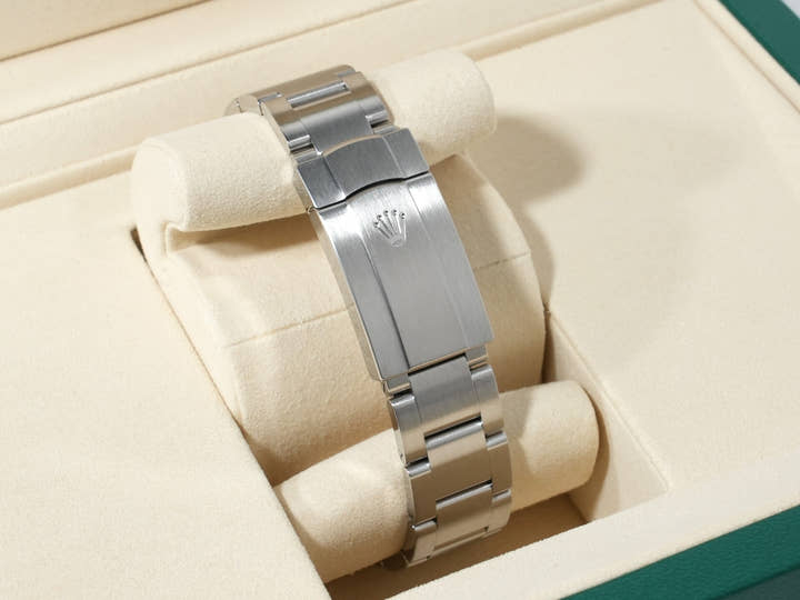 Rolex Oyster Perpetual 36 Ref. 126000 Stainless Steel Candy Pink Dial Unused 4jfi8a5g