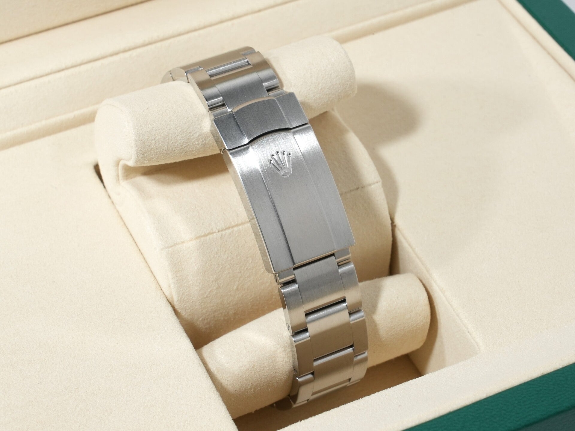 Rolex Oyster Perpetual 36 Ref. 126000 Stainless Steel Candy Pink Dial Unused 4jfi8a5g