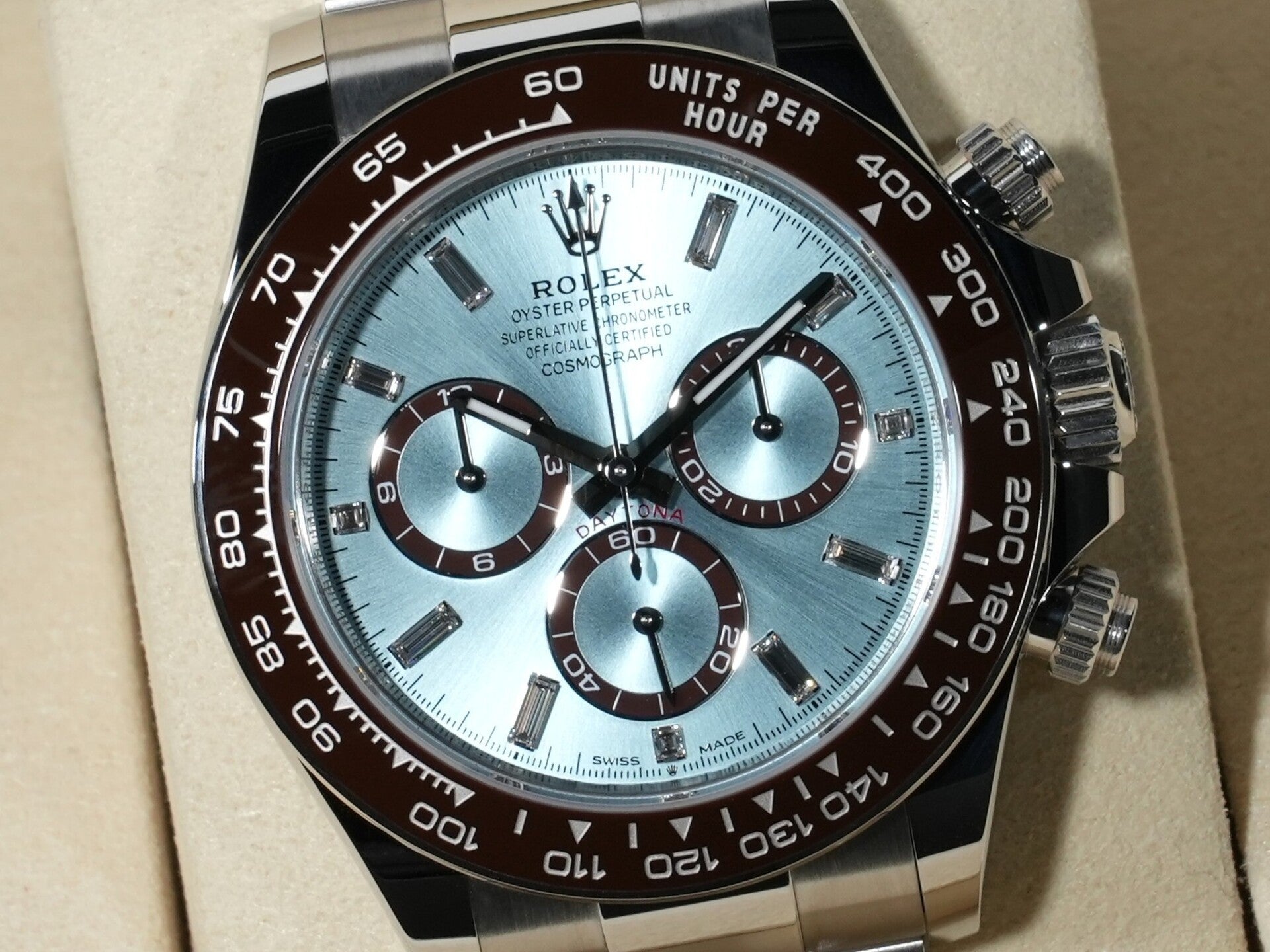 ロレックス デイトナ Ref.126506A プラチナ アイスブルーx11Pダイヤ文字盤 未使用 gnh4j5qk