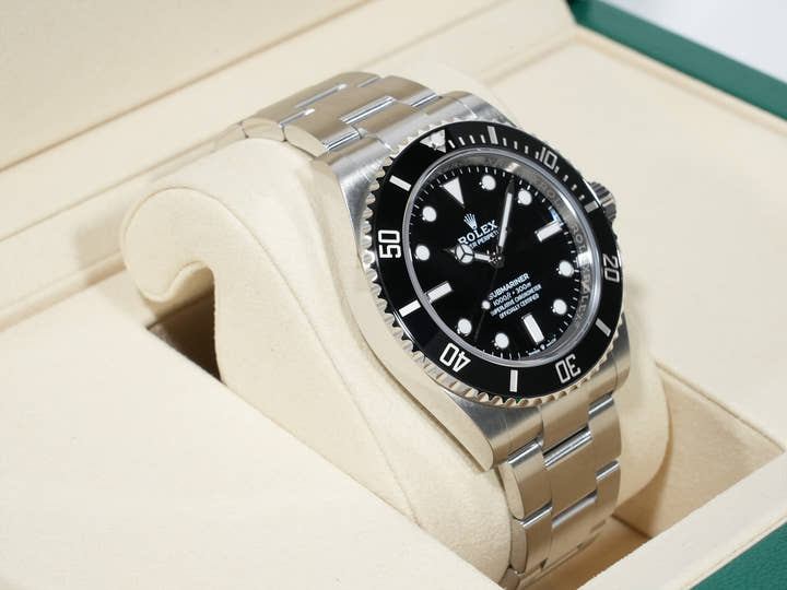 ロレックス サブマリーナー ノンデイト Ref.124060 ステンレススチール ブラック文字盤 未使用 29j4pxs2