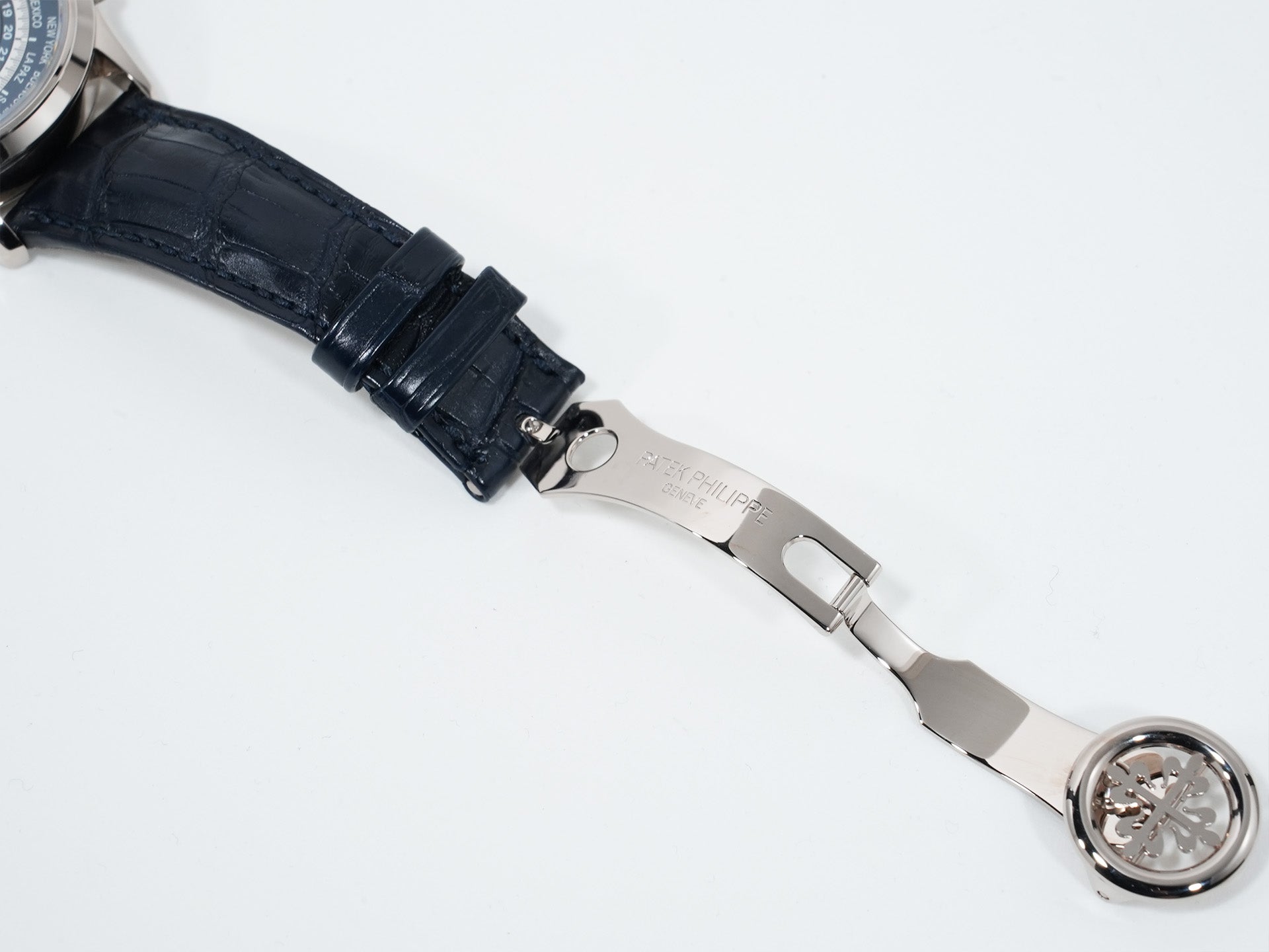 パテックフィリップ コンプリケーション ワールドタイム クロノグラフ Ref.5930G-001 ホワイトゴールド ブルー文字盤 未使用 sq3357wy