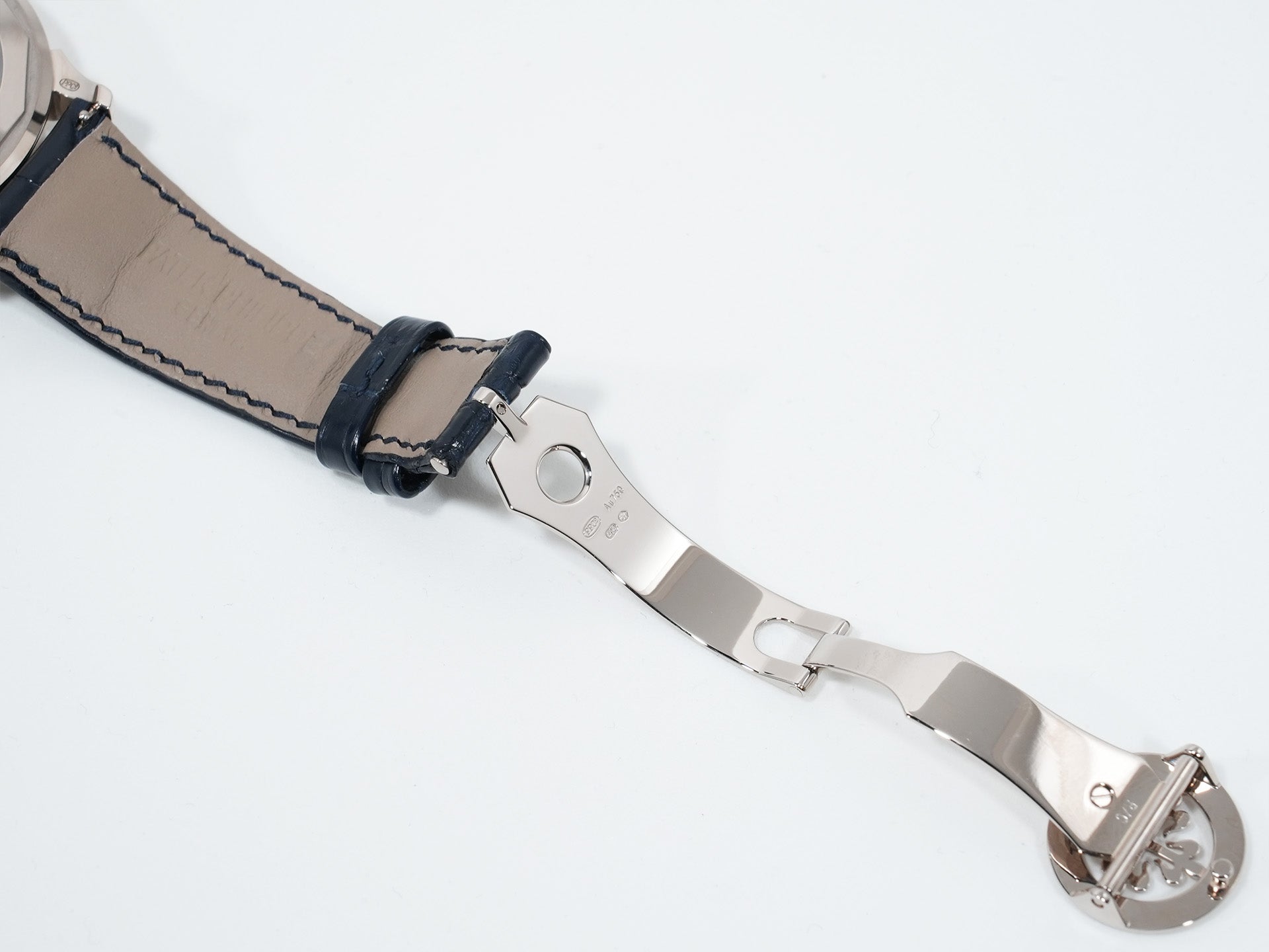 パテックフィリップ コンプリケーション ワールドタイム クロノグラフ Ref.5930G-001 ホワイトゴールド ブルー文字盤 未使用 sq3357wy