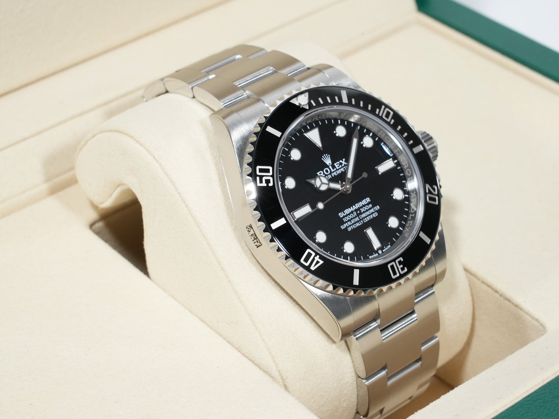 ロレックス サブマリーナー ノンデイト Ref.124060 ステンレススチール ブラック文字盤 未使用 d5foscet