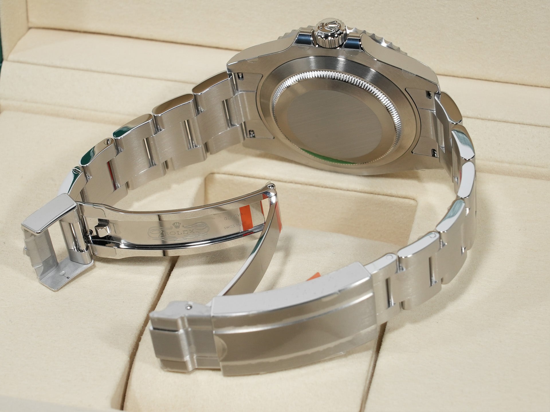 ロレックス サブマリーナー ノンデイト Ref.124060 ステンレススチール ブラック文字盤 未使用 d5foscet