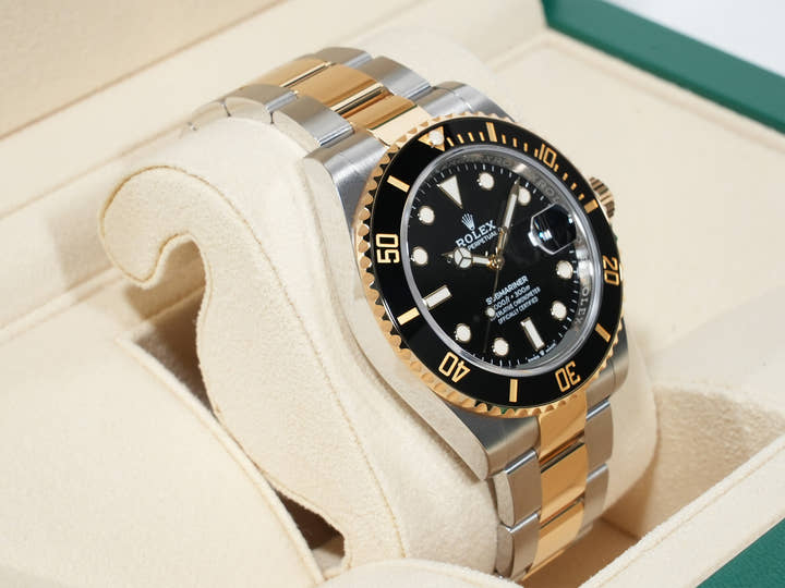 Rolex Submariner Date Ref. 126613LN Stainless Steel/Yellow Gold Black Dial Excellent Condition RC59R7R2