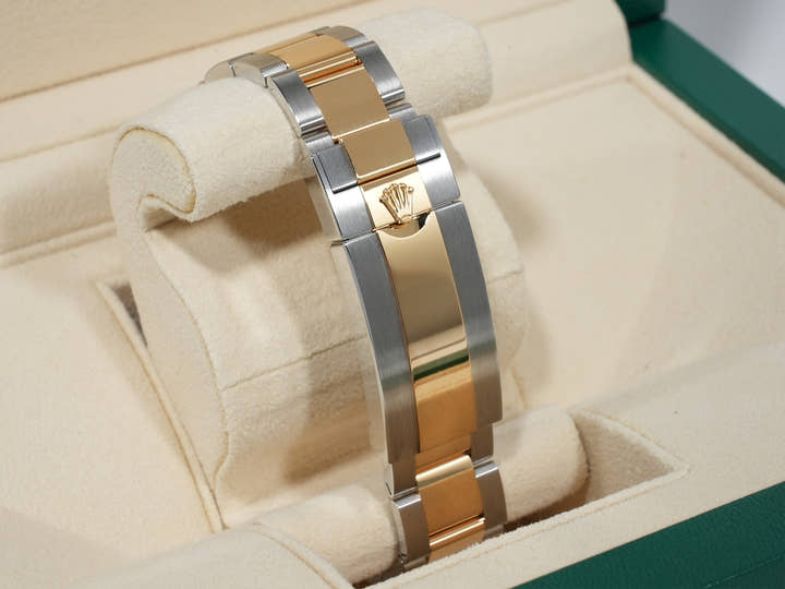 Rolex Submariner Date Ref. 126613LN Stainless Steel/Yellow Gold Black Dial Excellent Condition RC59R7R2