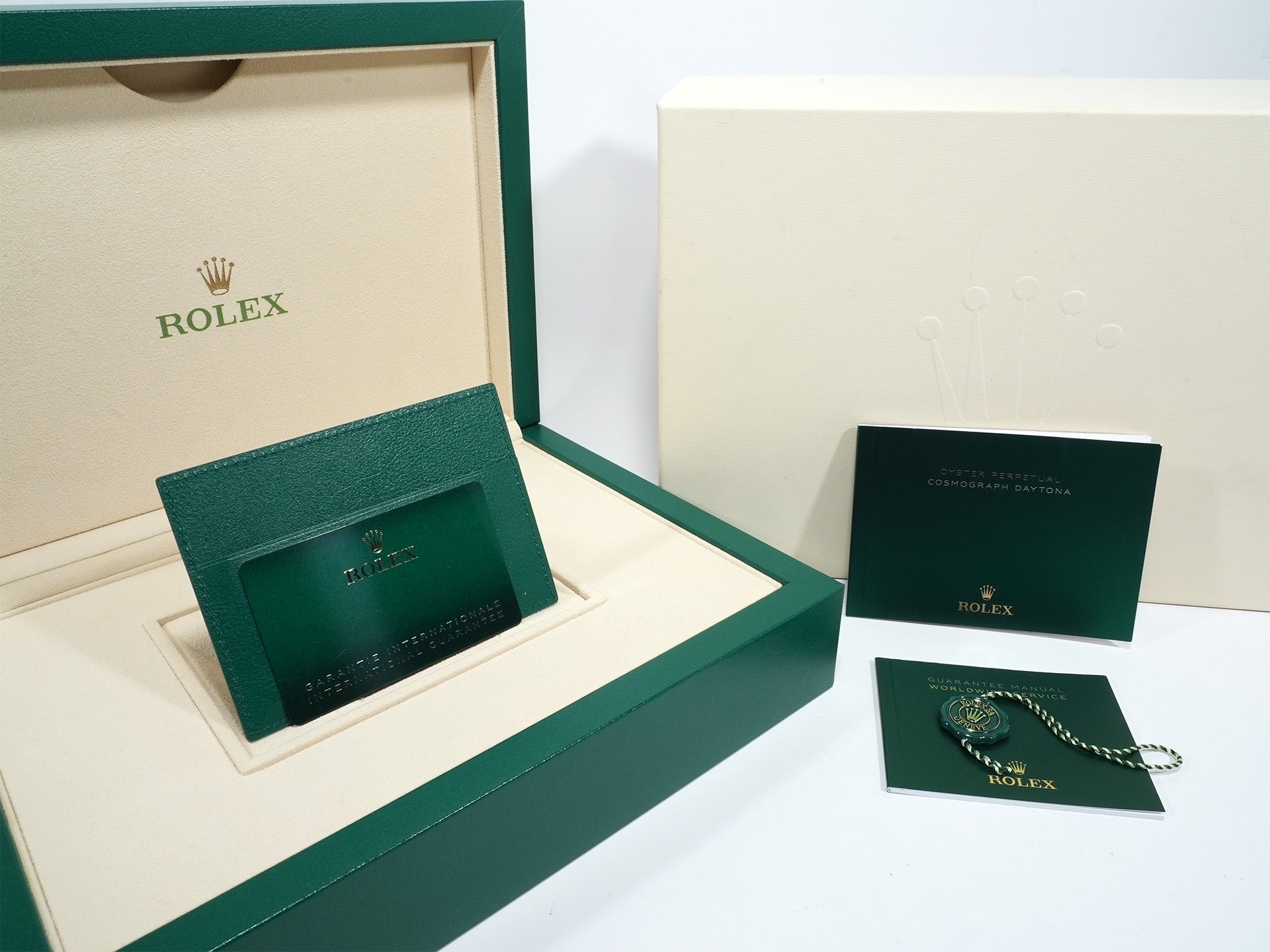 ロレックス デイトナ Ref.126506 プラチナ アイスブルー文字盤 未使用 44reyffs