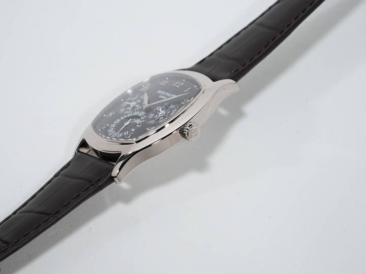 パテックフィリップ パーペチュアルカレンダー Ref.5940G-010 ホワイトゴールド ブラック文字盤 美品 32798o9y