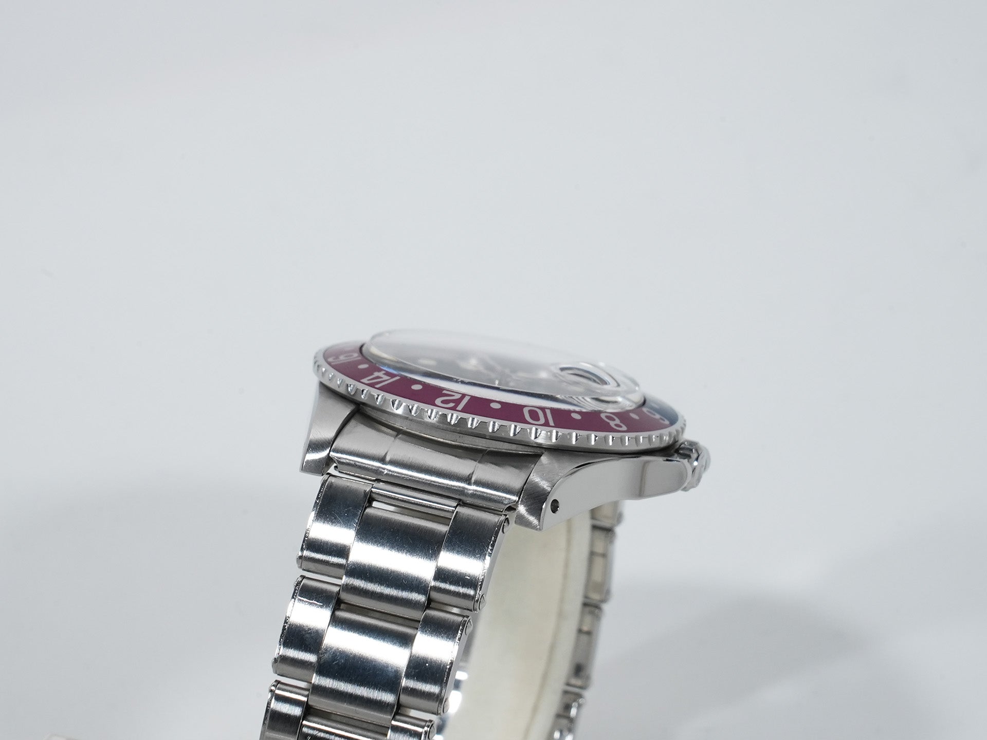 ロレックス GMTマスター Ref.1675 ステンレススチール ブラック文字盤 オイスターブレスレット 中古 9kz8c82k