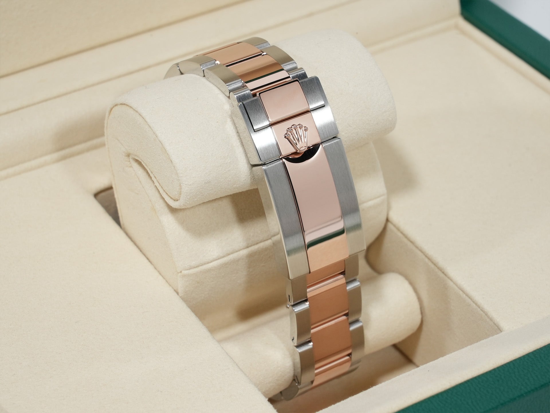 ロレックス GMTマスターII Ref.126711CHNR ステンレススチール/エバーローズゴールド ブラック文字盤 オイスターブレスレット 未使用 gqu3fbwm