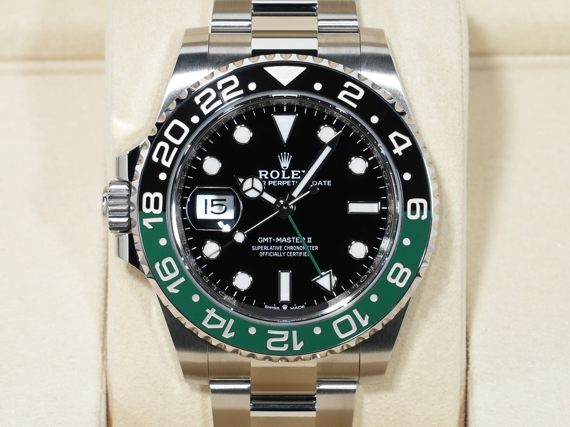 ロレックス GMTマスターII Ref.126720VTNR ステンレススチール ブラック文字盤 オイスターブレスレット 未使用 8a45ur38