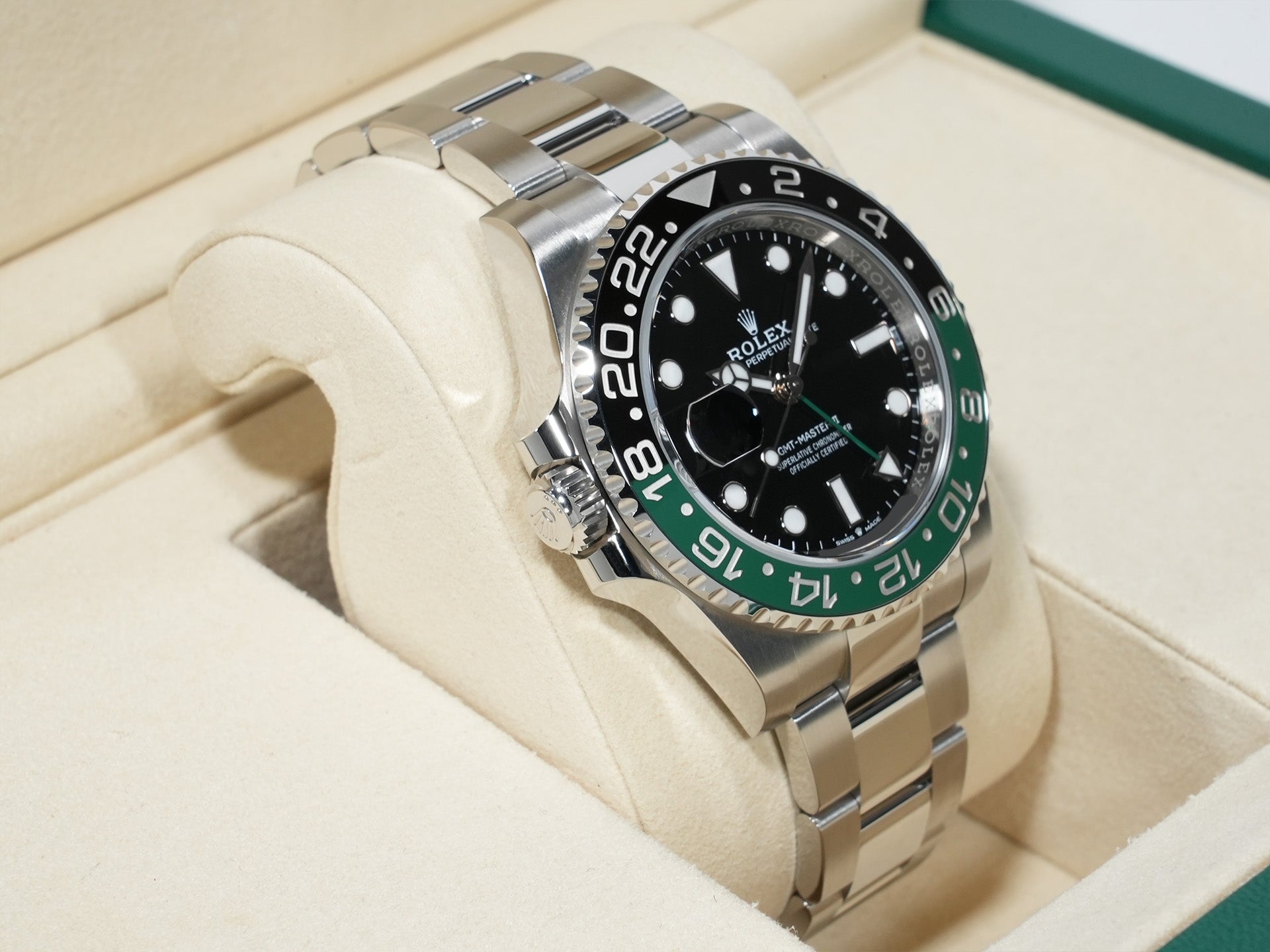 ロレックス GMTマスターII Ref.126720VTNR ステンレススチール ブラック文字盤 オイスターブレスレット 未使用 8a45ur38