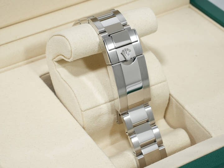 ロレックス GMTマスターII Ref.126710BLNR ステンレススチール ブラック文字盤 オイスターブレスレット 未使用 nd4vtyf9