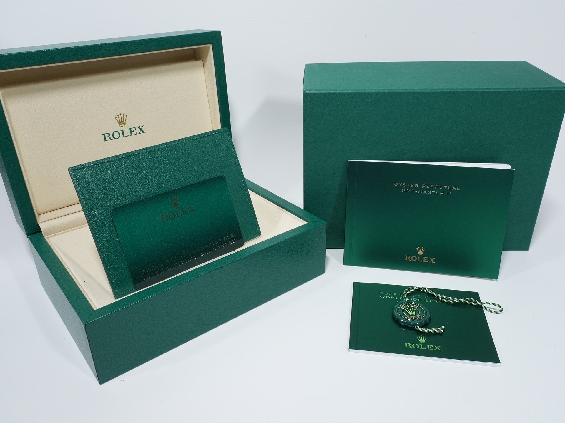 ロレックス GMTマスターII Ref.126710BLNR ステンレススチール ブラック文字盤 オイスターブレスレット 未使用 nd4vtyf9