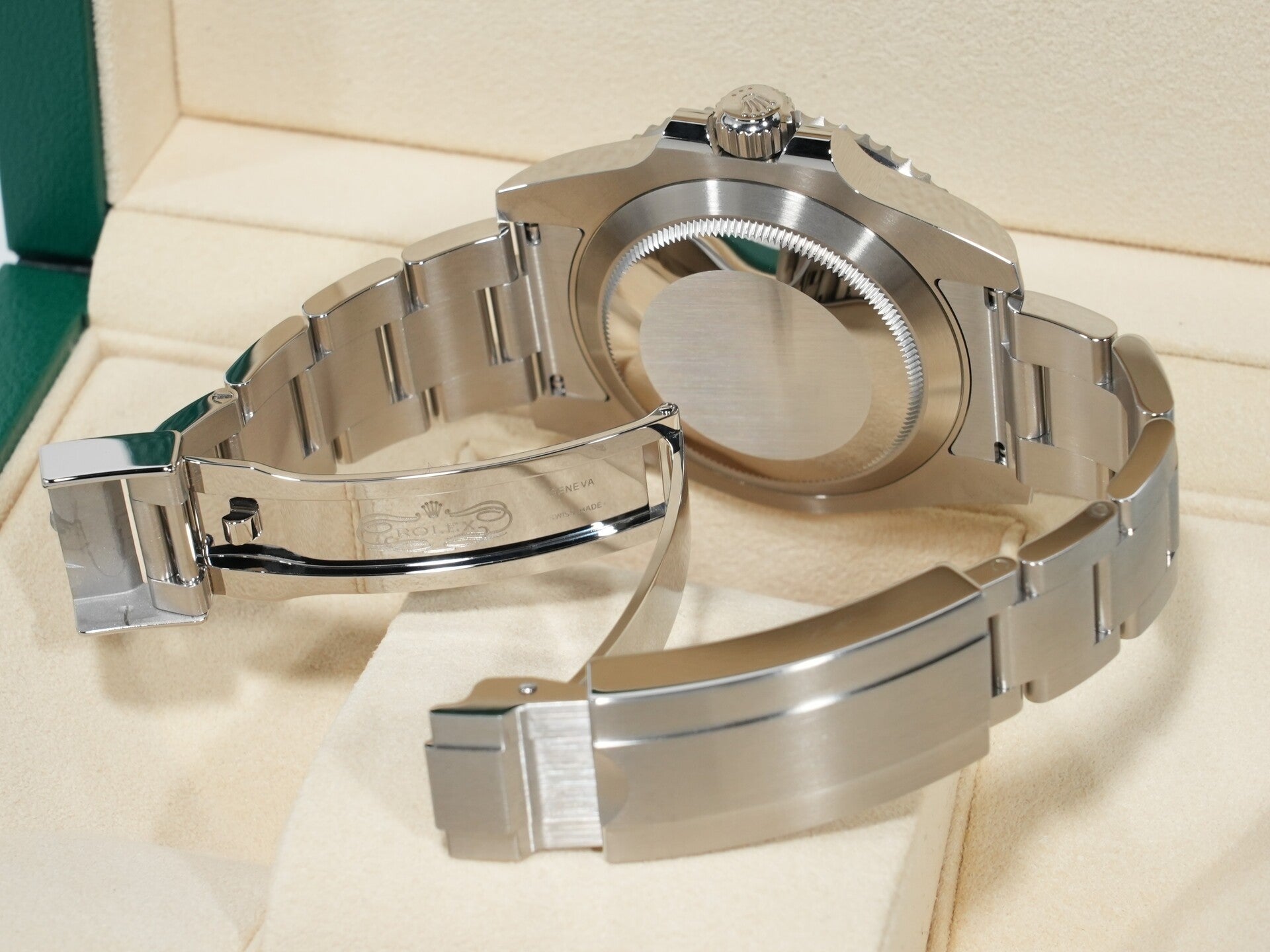 ロレックス サブマリーナー デイト Ref.116610LV ステンレススチール グリーン文字盤 未使用 9ddm38vp