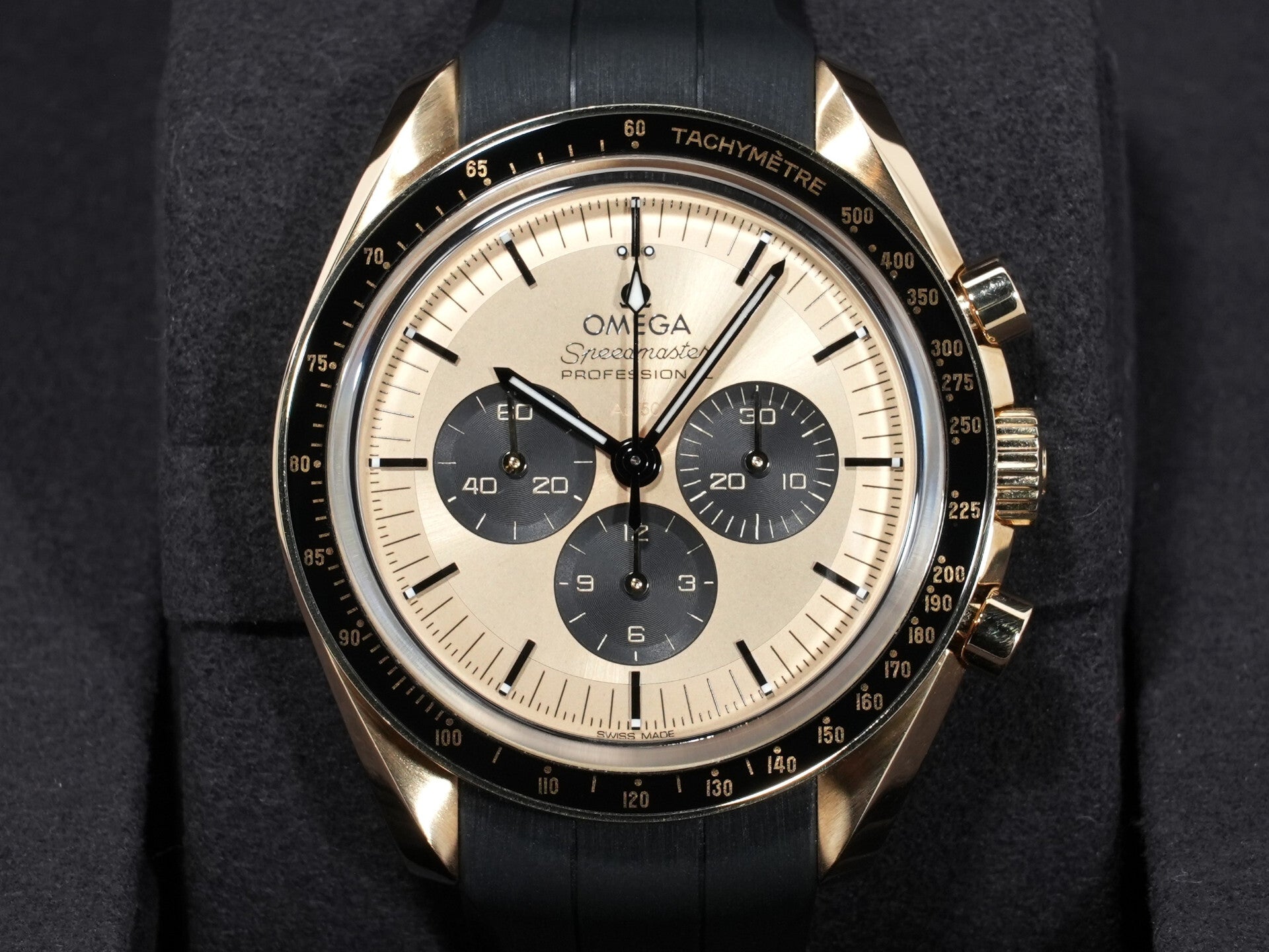 オメガ スピードマスター ムーンウォッチ プロフェッショナル コーアクシャル マスター クロノメーター クロノグラフ 42MM Ref.310.62.42.50.99.001 ムーンシャインゴールド イエロー文字盤 美中古 xht3xhr4