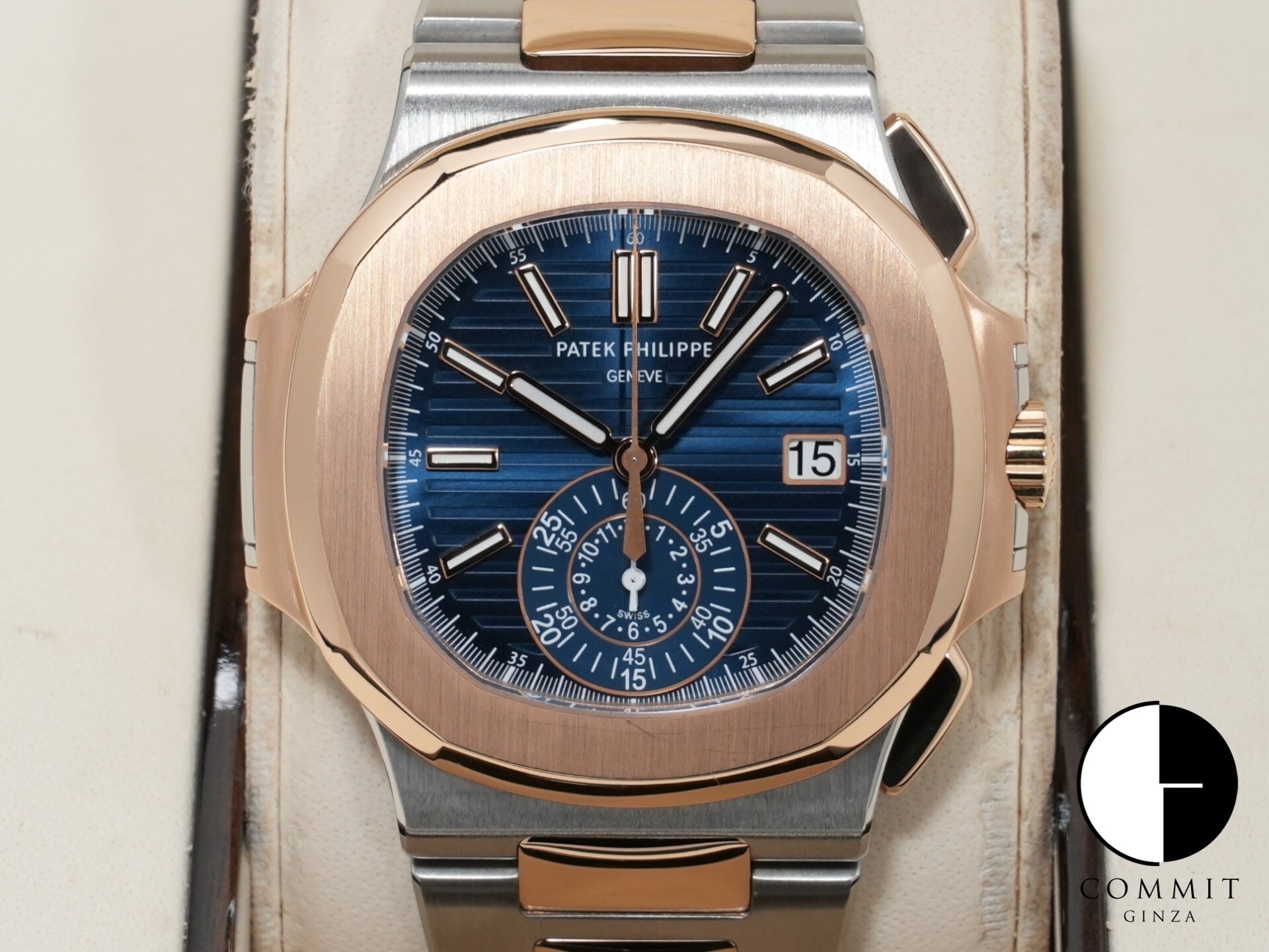 パテックフィリップ ノーチラス クロノグラフ Ref.5980/1AR-001 ステンレススチール/ローズゴールド ブルー文字盤 中古 hazxvdjg