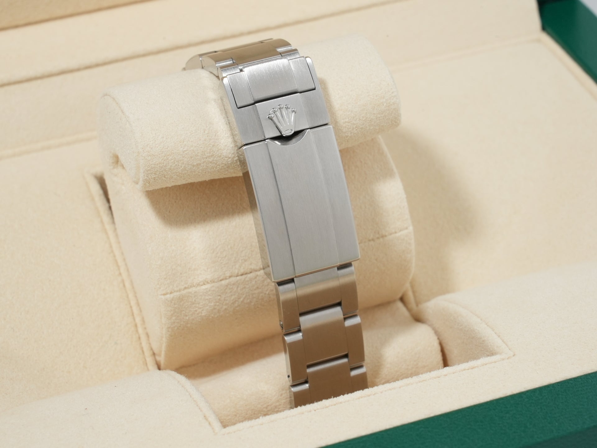 ロレックス エクスプローラー36 Ref.124270 ステンレススチール ブラック文字盤 オイスターブレスレット 美品 82j8dxem