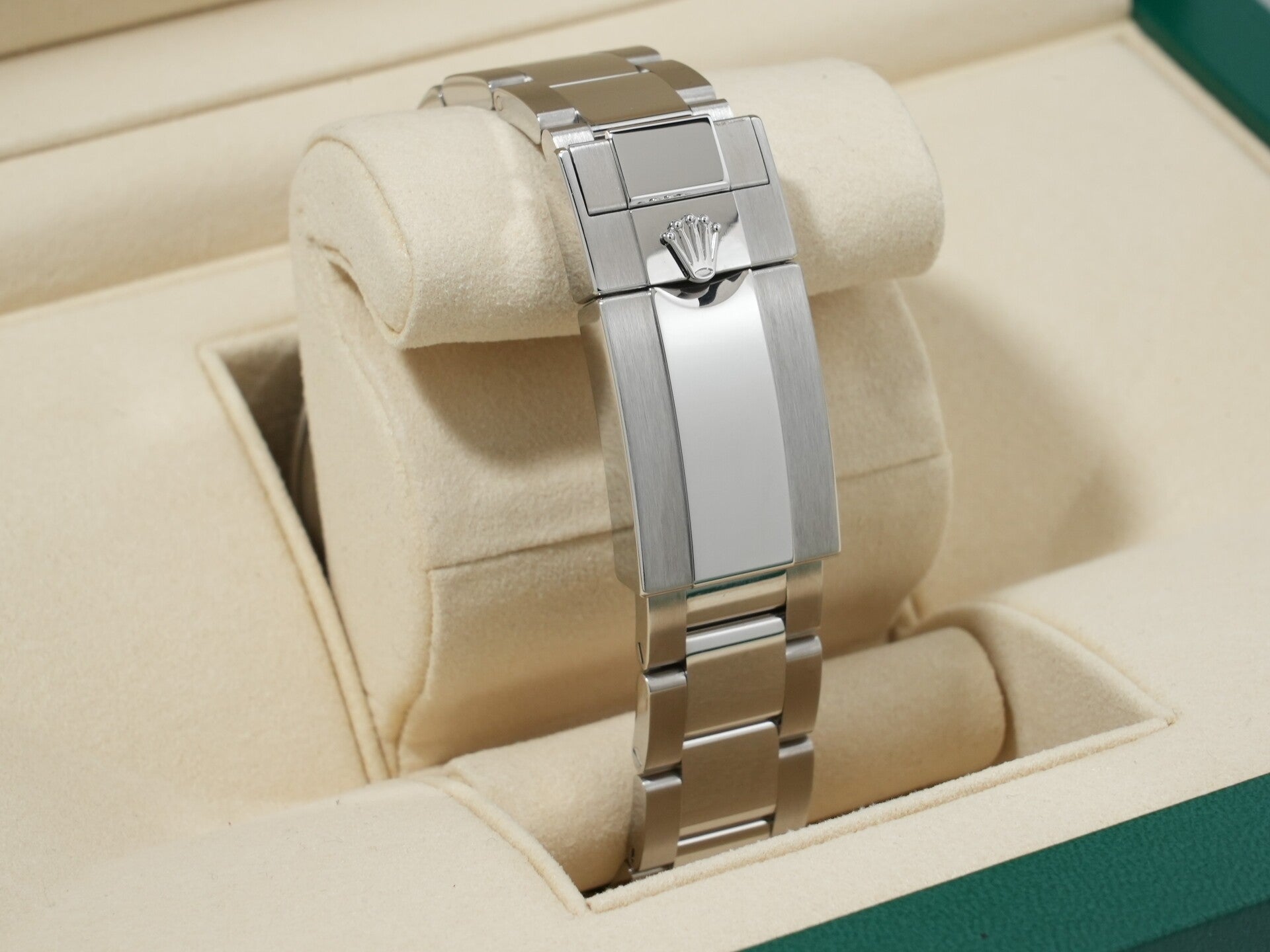 ロレックス デイトナ Ref.126500LN ステンレススチール ブラック文字盤 未使用 y8jfiu78