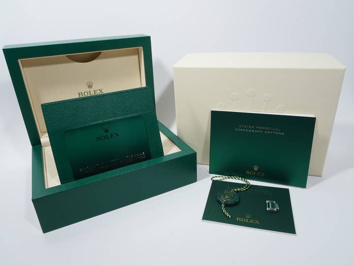 ロレックス デイトナ Ref.126500LN ステンレススチール ブラック文字盤 未使用 y8jfiu78