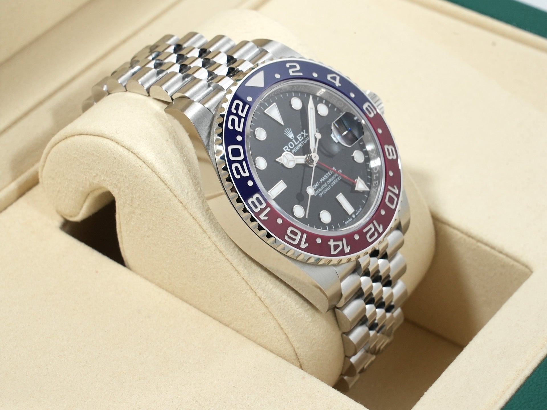 ロレックス GMTマスターII Ref.126710BLRO ステンレススチール ブラック文字盤 ジュビリーブレスレット 未使用 eo2j4tdq