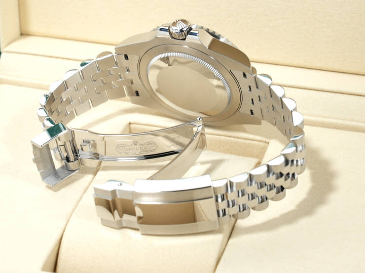 ロレックス GMTマスターII Ref.126710BLRO ステンレススチール ブラック文字盤 ジュビリーブレスレット 未使用 eo2j4tdq