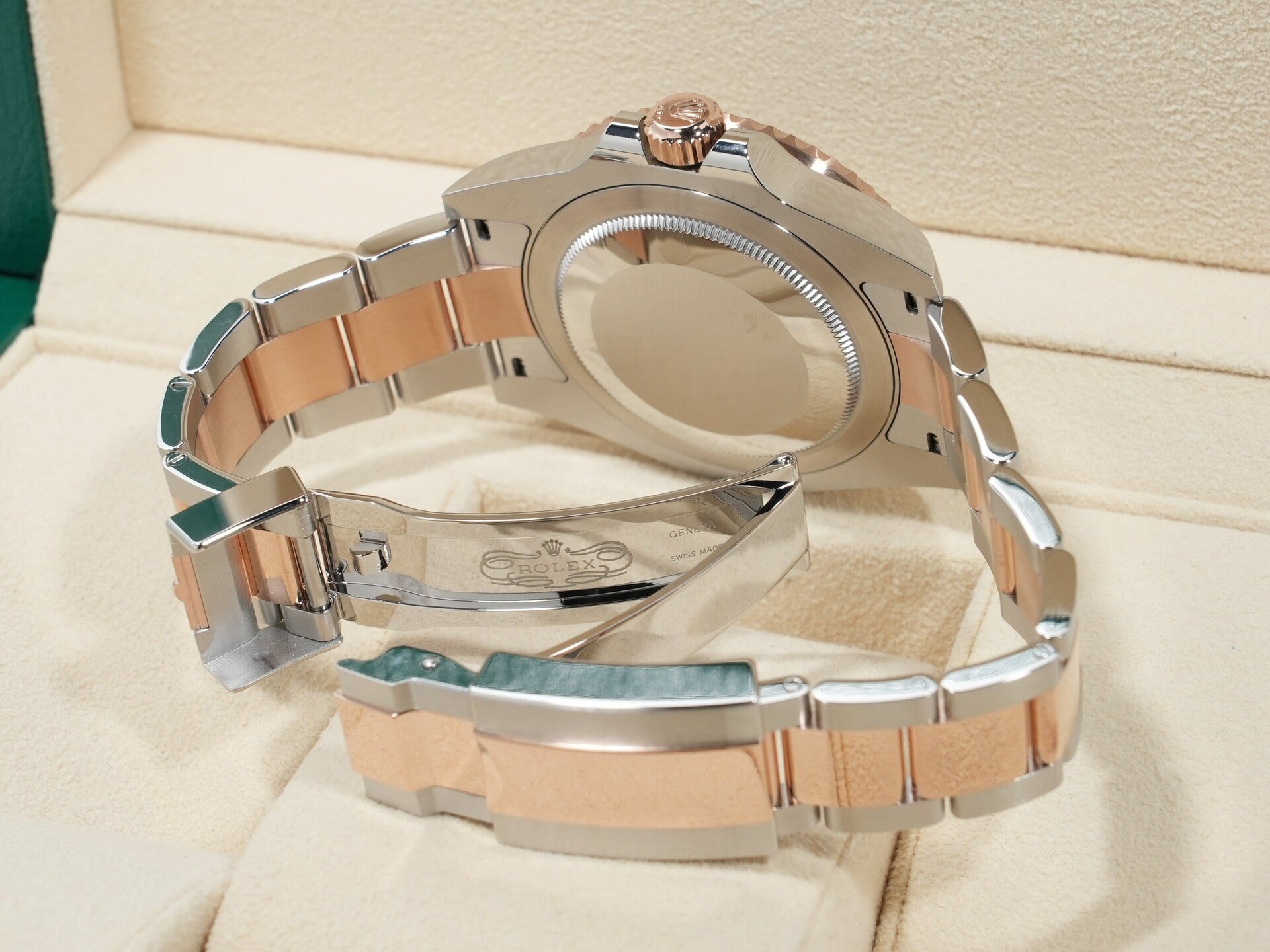 ロレックス GMTマスターII Ref.126711CHNR ステンレススチール/エバーローズゴールド ブラック文字盤 オイスターブレスレット 美品 n86q9rpf