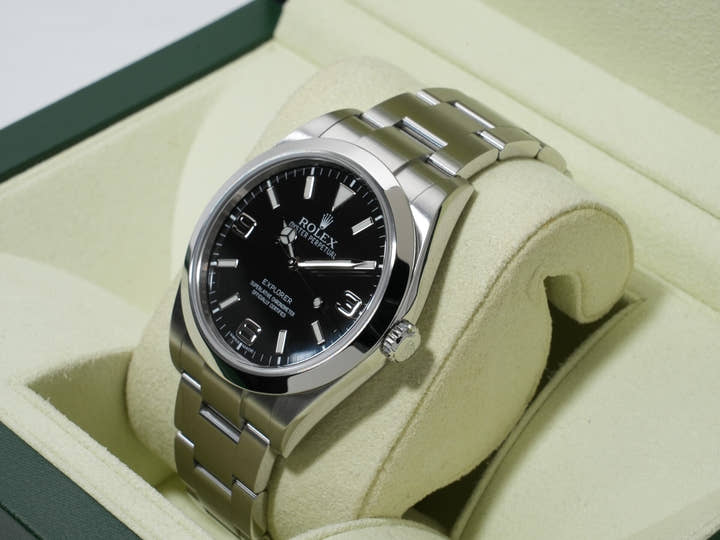ロレックス エクスプローラーI 鏡面ブラックアウト Ref.214270 ステンレススチール ブラック文字盤 オイスターブレスレット 美品 gscpn3jc