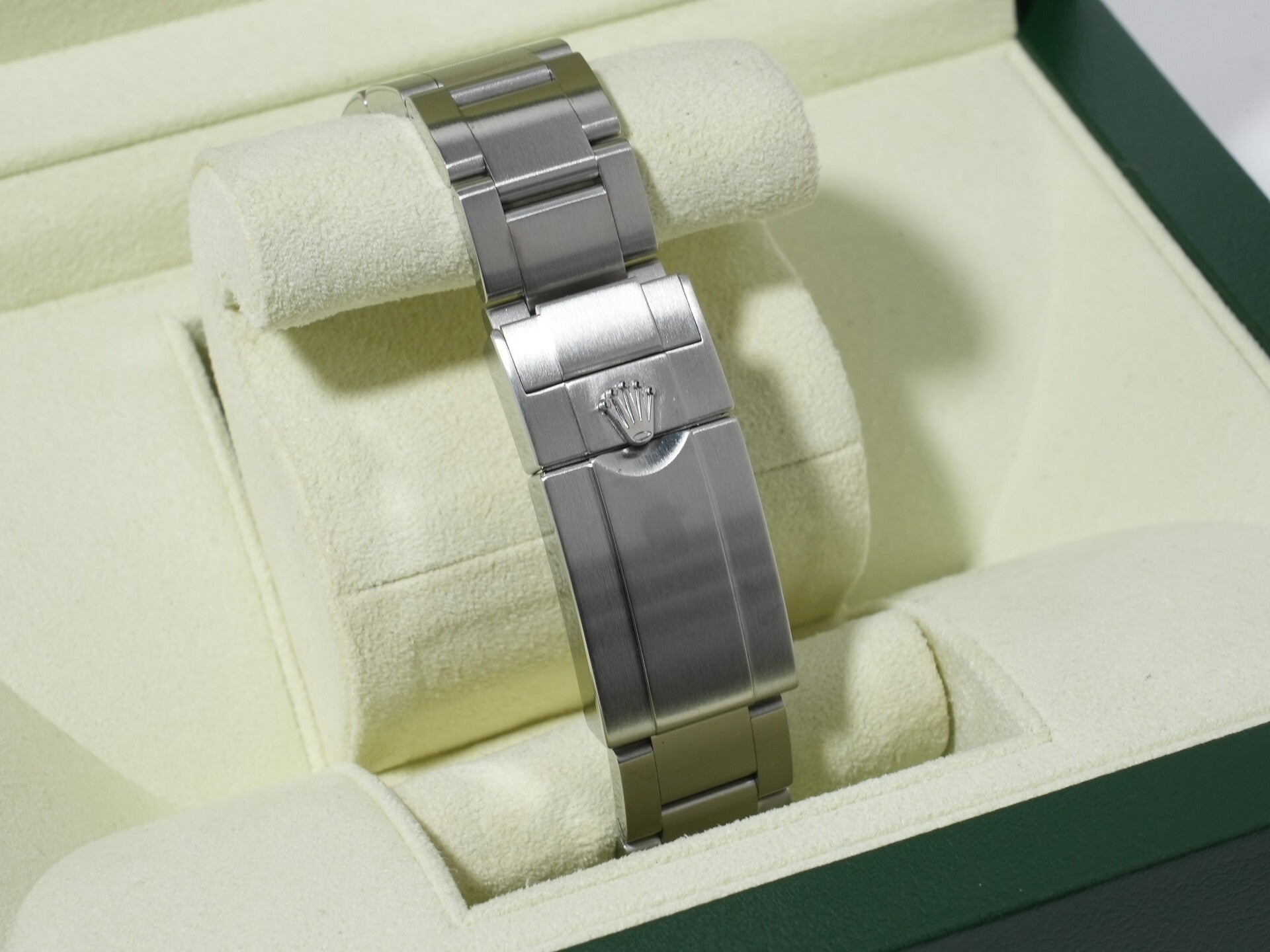 ロレックス エクスプローラーI 鏡面ブラックアウト Ref.214270 ステンレススチール ブラック文字盤 オイスターブレスレット 美品 gscpn3jc