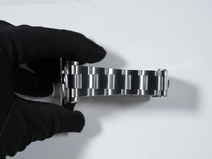 ロレックス エクスプローラーI 鏡面ブラックアウト Ref.214270 ステンレススチール ブラック文字盤 オイスターブレスレット 美品 gscpn3jc