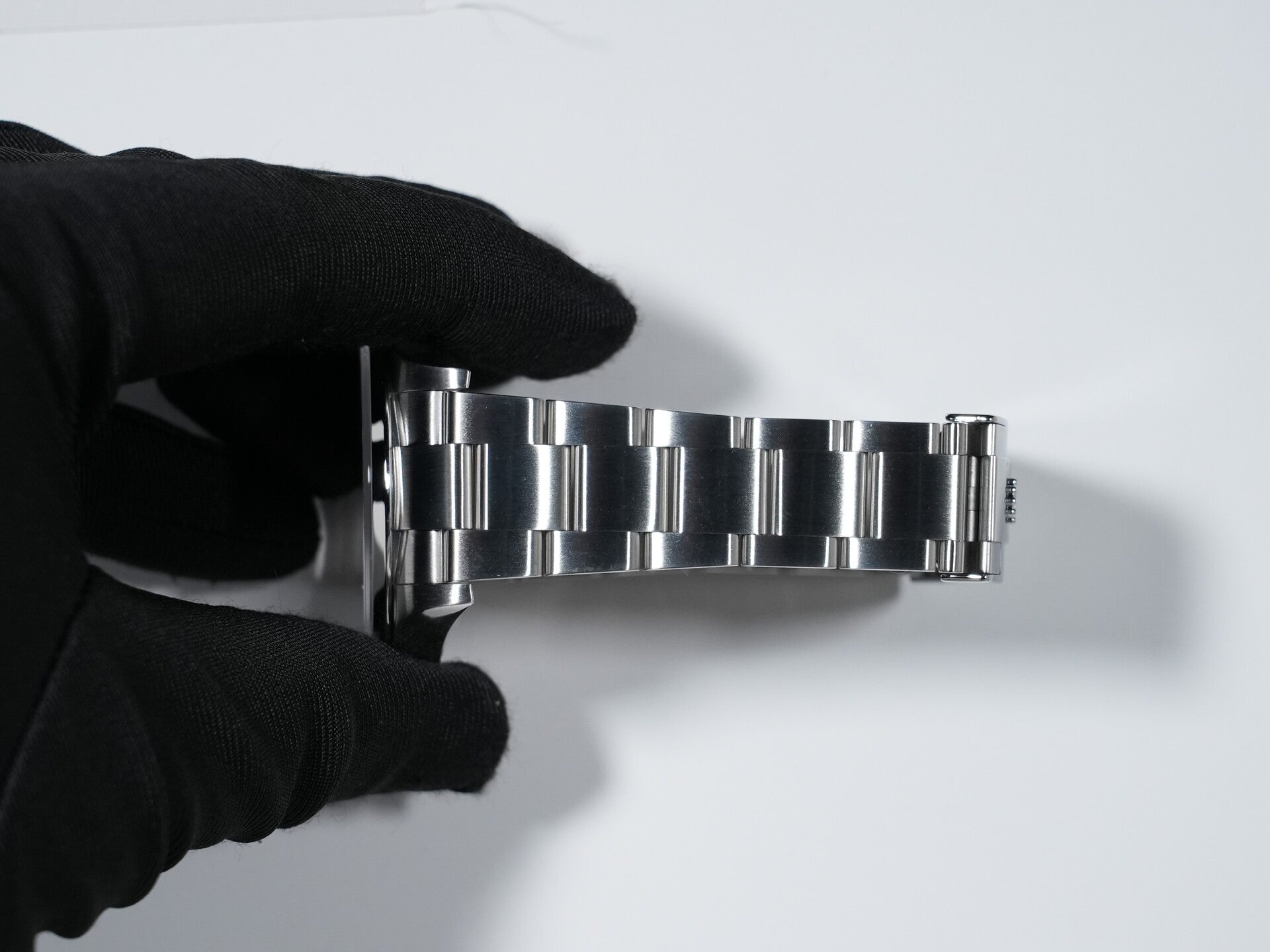 ロレックス エクスプローラーI 鏡面ブラックアウト Ref.214270 ステンレススチール ブラック文字盤 オイスターブレスレット 美品 gscpn3jc