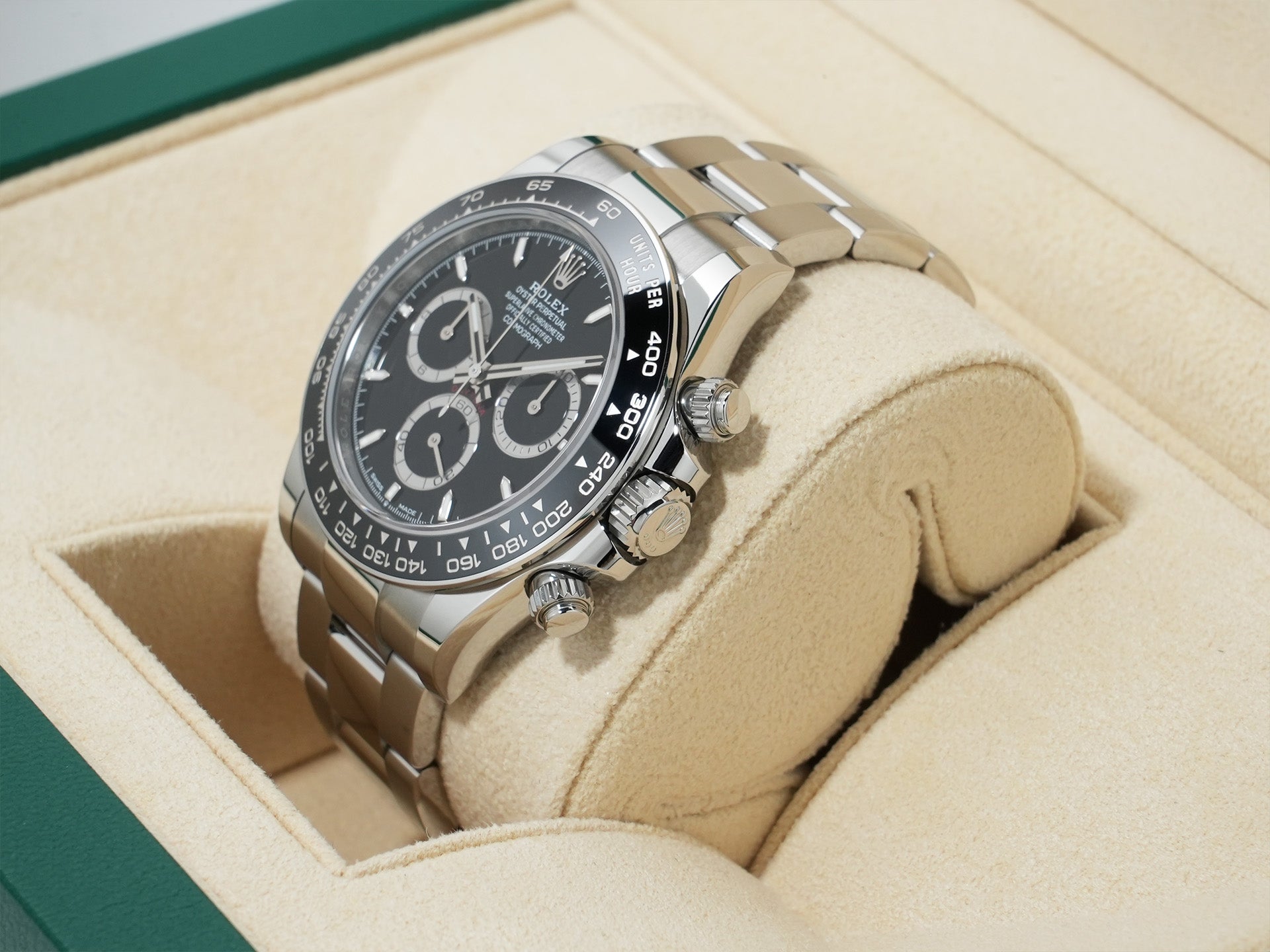 ロレックス デイトナ Ref.126500LN ステンレススチール ブラック文字盤 未使用 izba2ioh