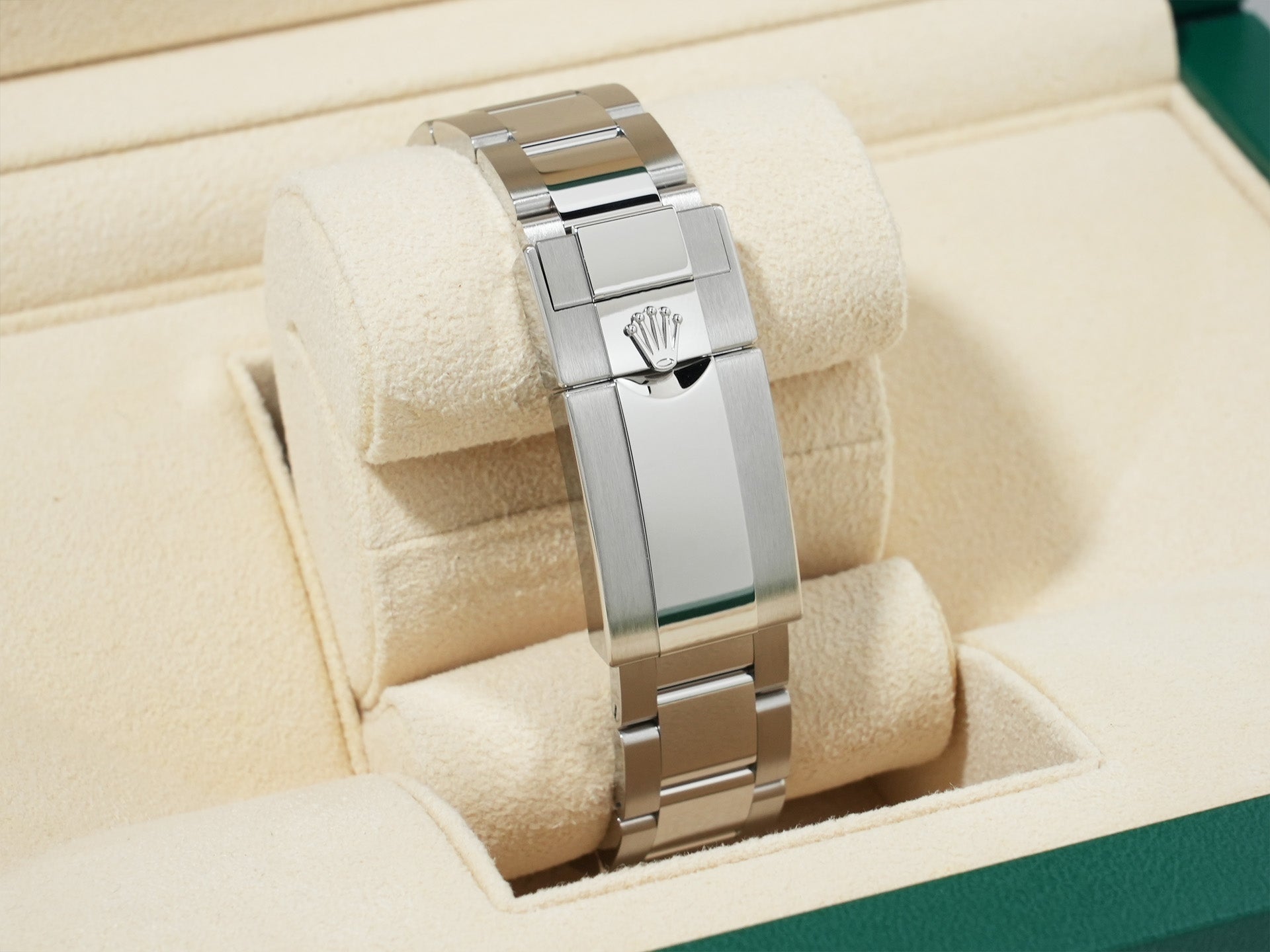 ロレックス デイトナ Ref.126500LN ステンレススチール ブラック文字盤 未使用 izba2ioh