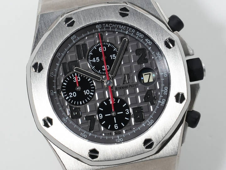 オーデマピゲ ロイヤルオーク オフショア クロノグラフ Ref.26170TI.OO.1000TI.01 チタン グレー×ブラック文字盤 美中古 ss5hnrt4