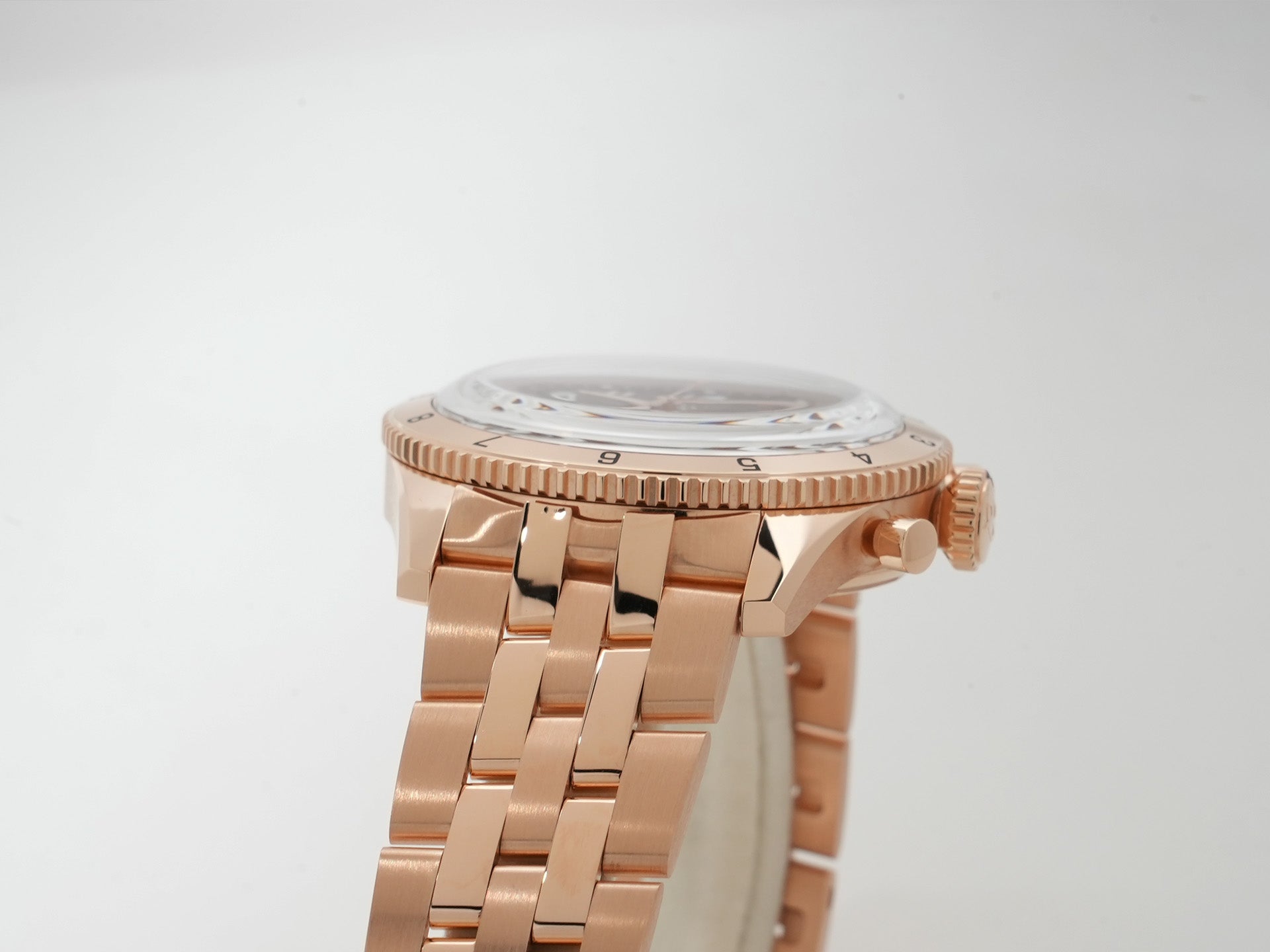 ブライトリング クラシック アヴィ クロノグラフ 42 P-51 マスタング Ref.R233801A1B1R1 レッドゴールド グレー文字盤 美品 wboret2g