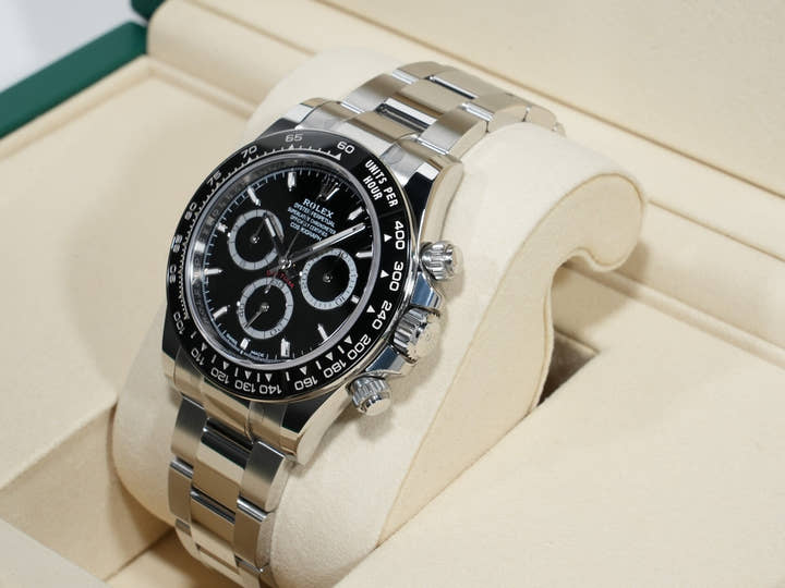ロレックス デイトナ Ref.126500LN ステンレススチール ブラック文字盤 未使用 bkodafms