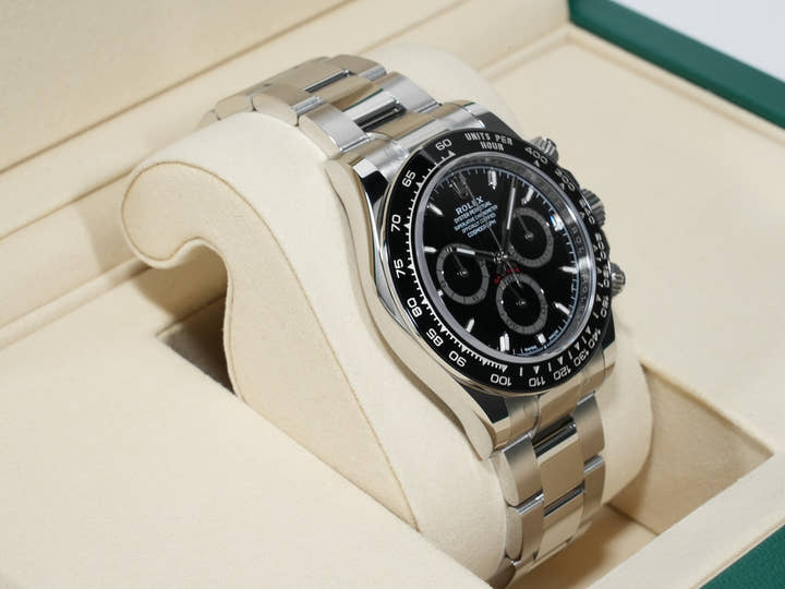 ロレックス デイトナ Ref.126500LN ステンレススチール ブラック文字盤 未使用 bkodafms