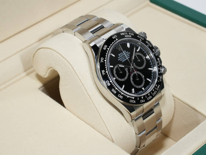 ロレックス デイトナ Ref.126500LN ステンレススチール ブラック文字盤 未使用 fypdkapj