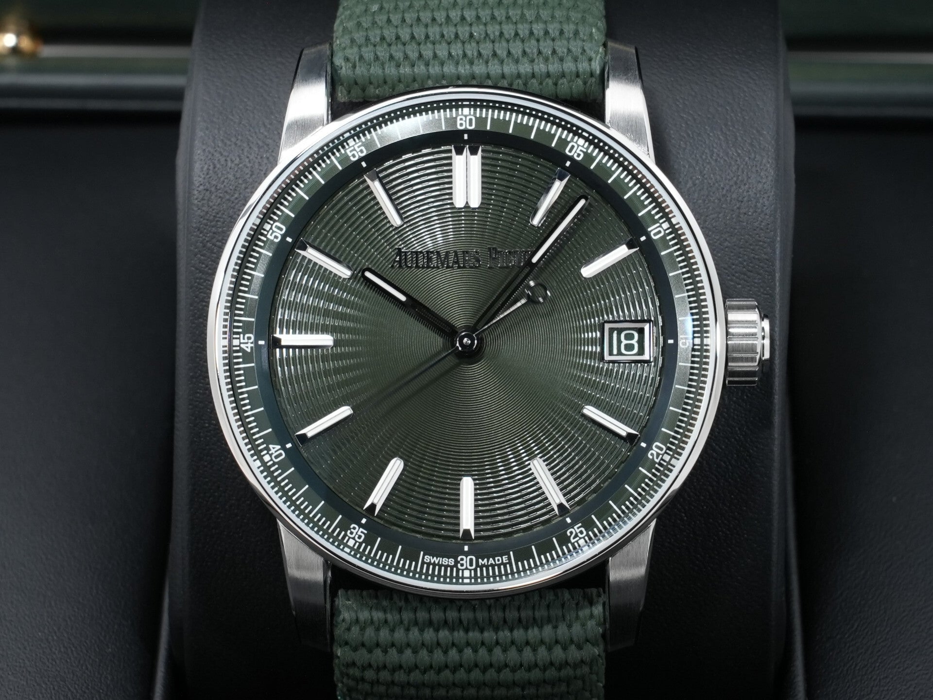 オーデマピゲ CODE 11.59 バイ オーデマ ピゲ Ref.15210ST.OO.A056KB.01 ステンレススチール グリーン文字盤 未使用 8mwmmw94