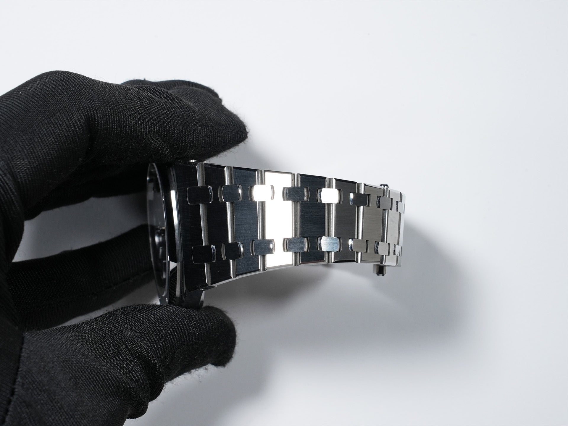 オーデマピゲ ロイヤルオーク ジャンボ エクストラ シン Ref.15202ST.OO.1240ST.01 ステンレススチール ブルー文字盤 美中古 fidmr7zx